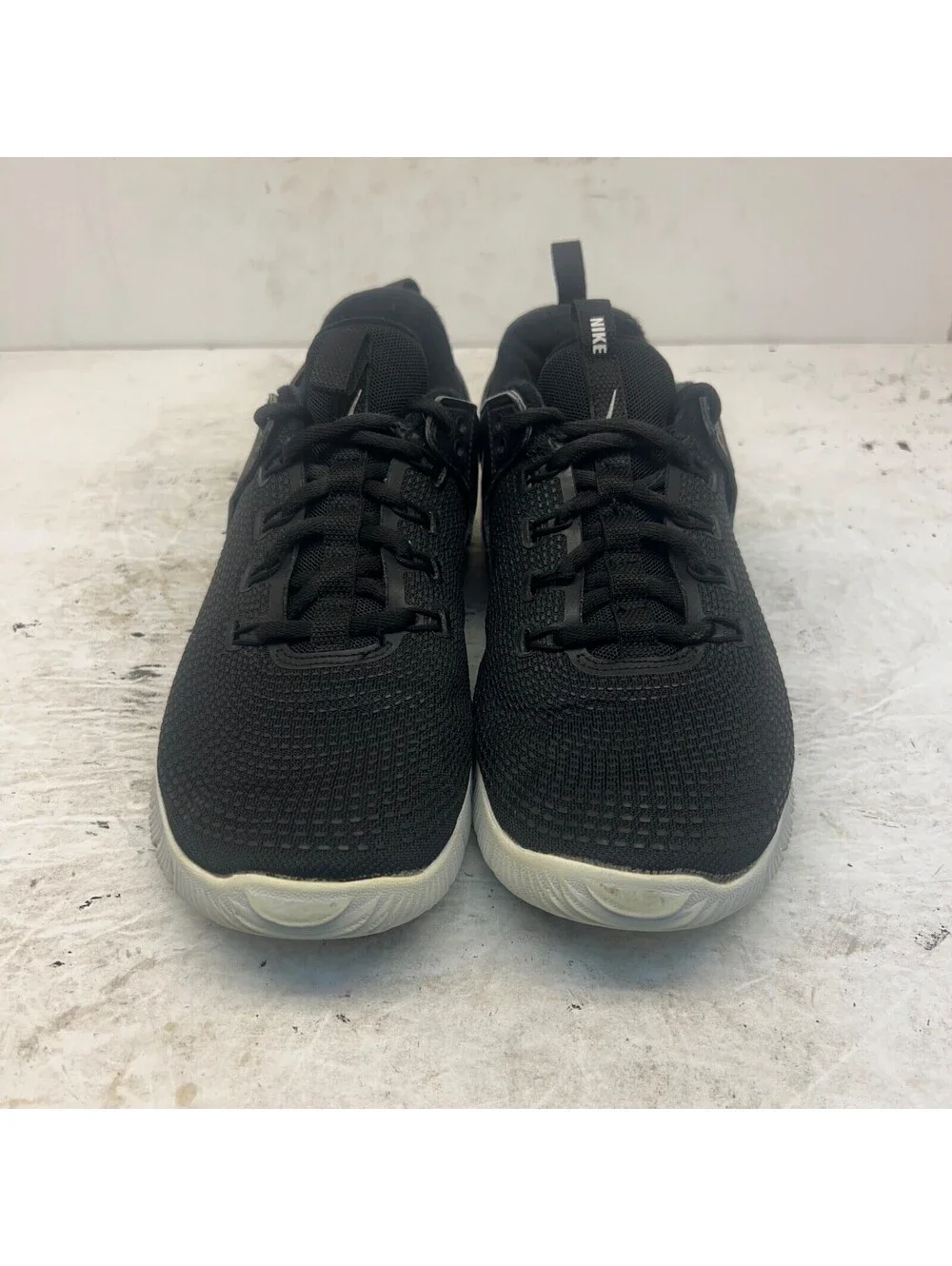 Nike Women's Zoom HyperAce 2 Athletic Volleyball Sneakers Black/White Size 9M